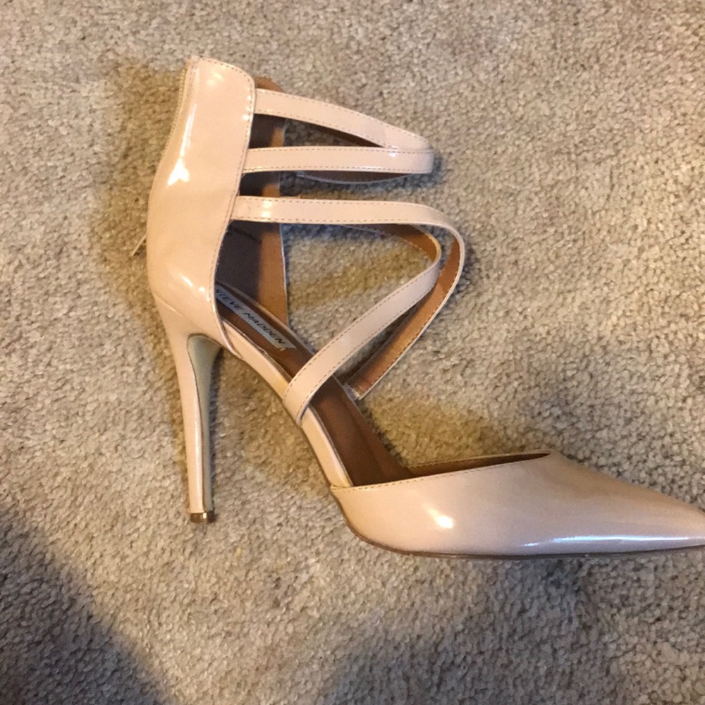 Steve Madden shoe